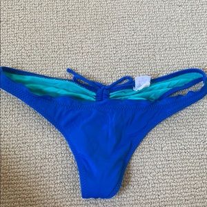 Ruffled swim bottoms